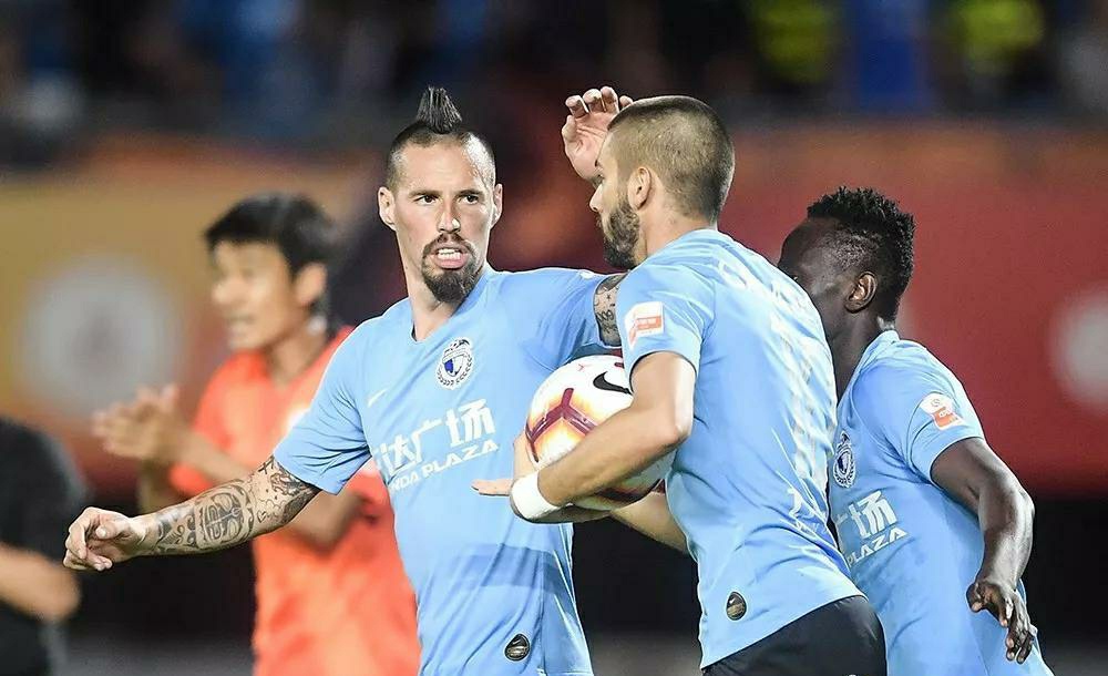 大连一方不敌河南建业,面临困境 大连一方不敌河南建业,面临困境