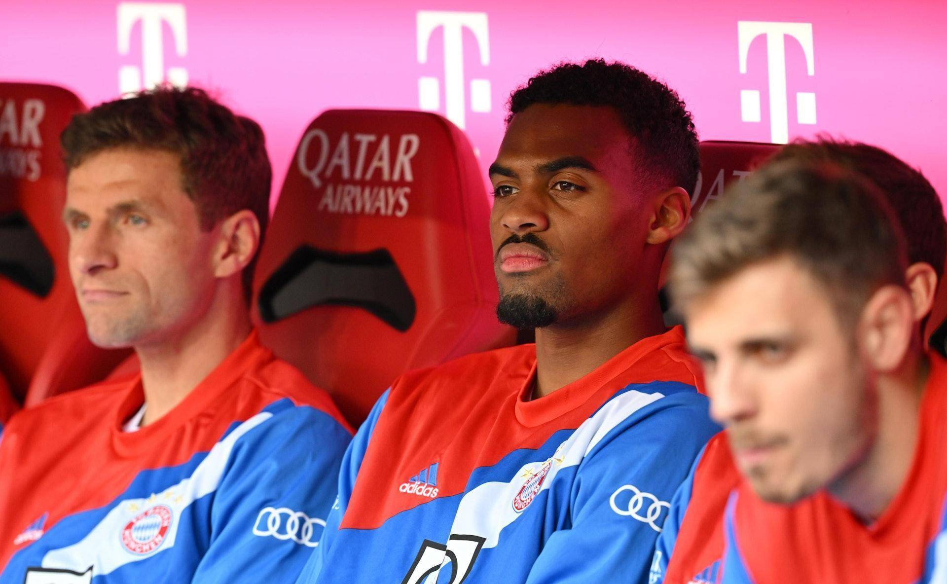 爱游戏亚洲官网-包含利物浦青年队球员获邀参加拜仁慕尼黑试训的词条