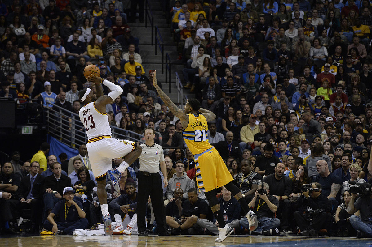 爱游戏登录-步行者主场喜迎胜利，豪取三连胜持续稳定中游位置的简单介绍