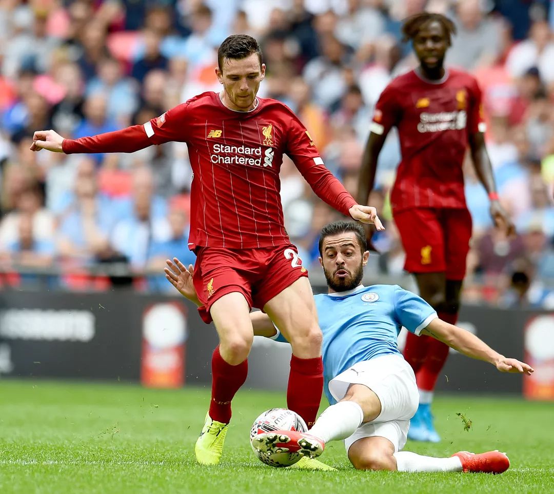 爱游戏在线-包含英雄归来，一队球员夺得胜利锦标的词条