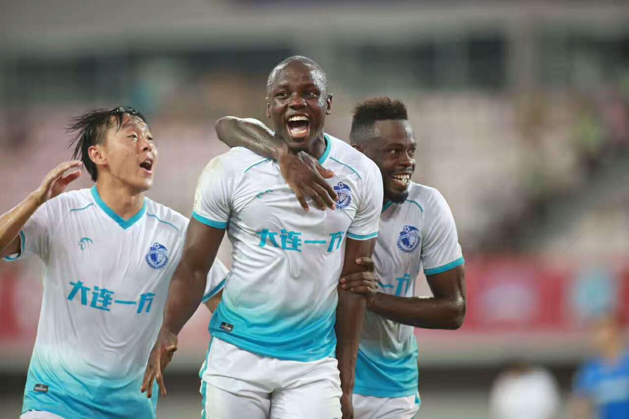 天津泰达主场一役力挫对手，实现胜利