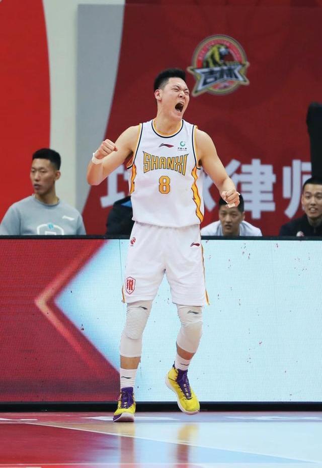 爱游戏app-日本豪胜，全队拼尽全力取得胜利