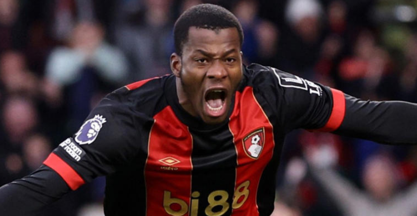 关于伯恩茅斯主场逼平狼队，保持不败的信息