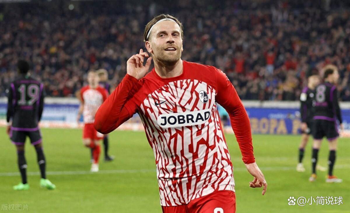 关于弗赖堡取得重要胜利，晋升积分榜前茅的信息