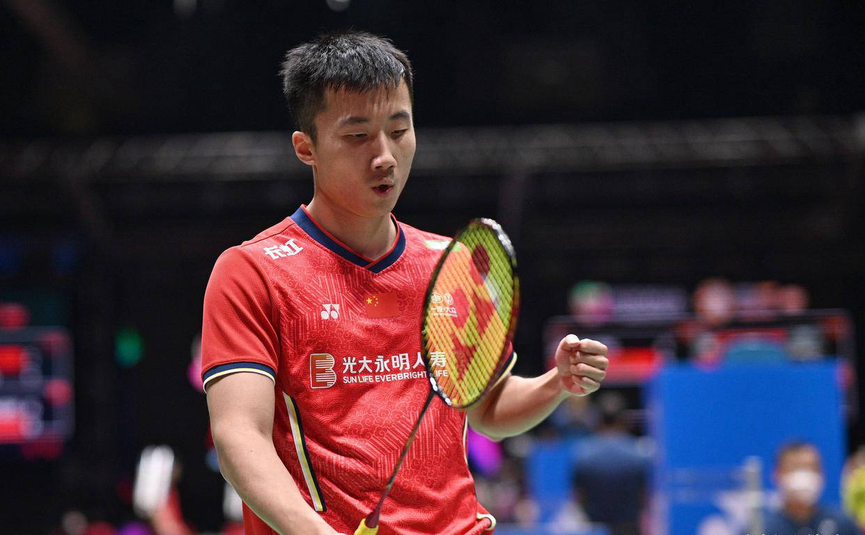 爱游戏在线登录-包含斯洛文尼亚羽毛球选手实力超群，轻松晋级的词条