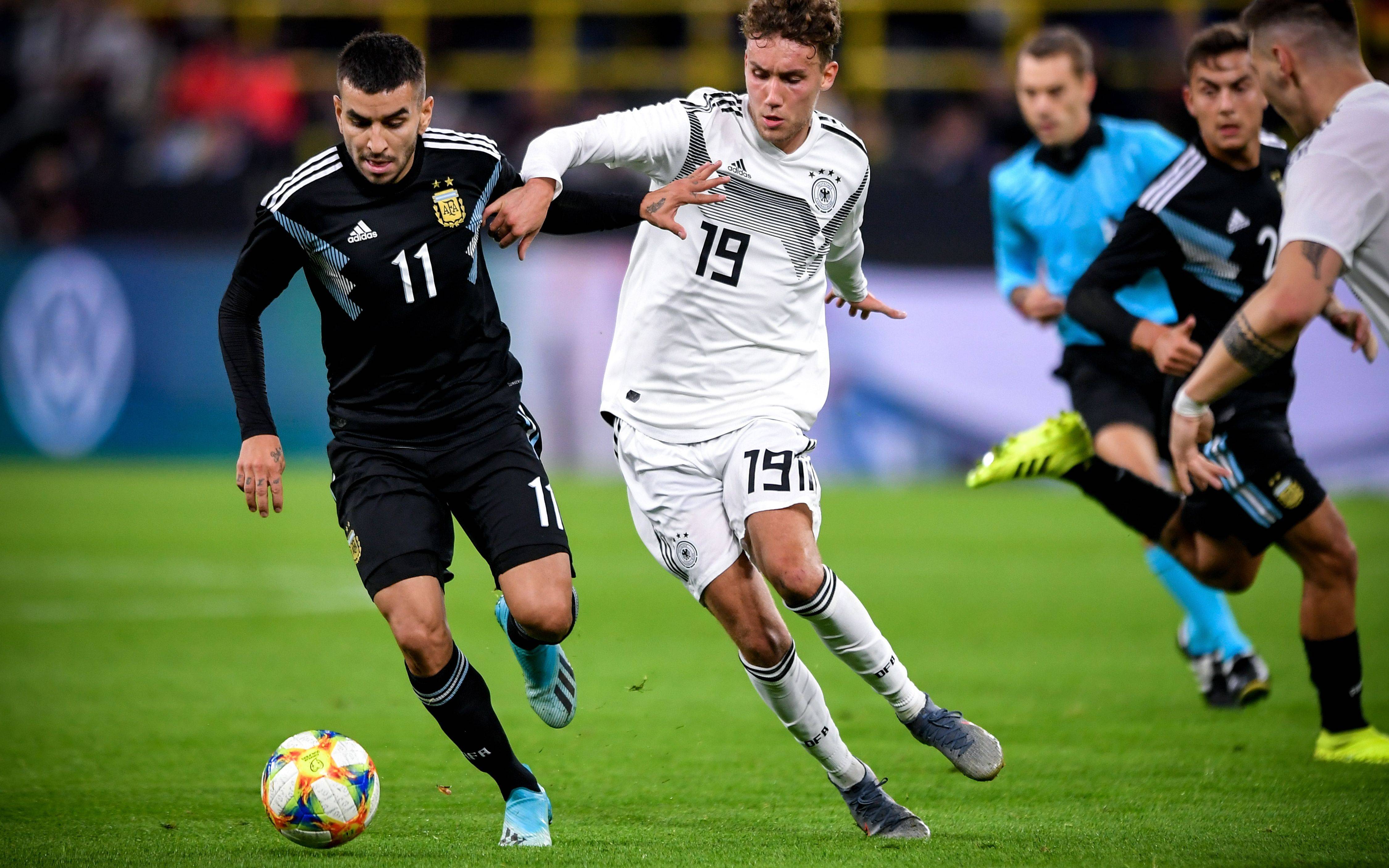 爱游戏入口-德国足球队在国际比赛中继续取得胜利