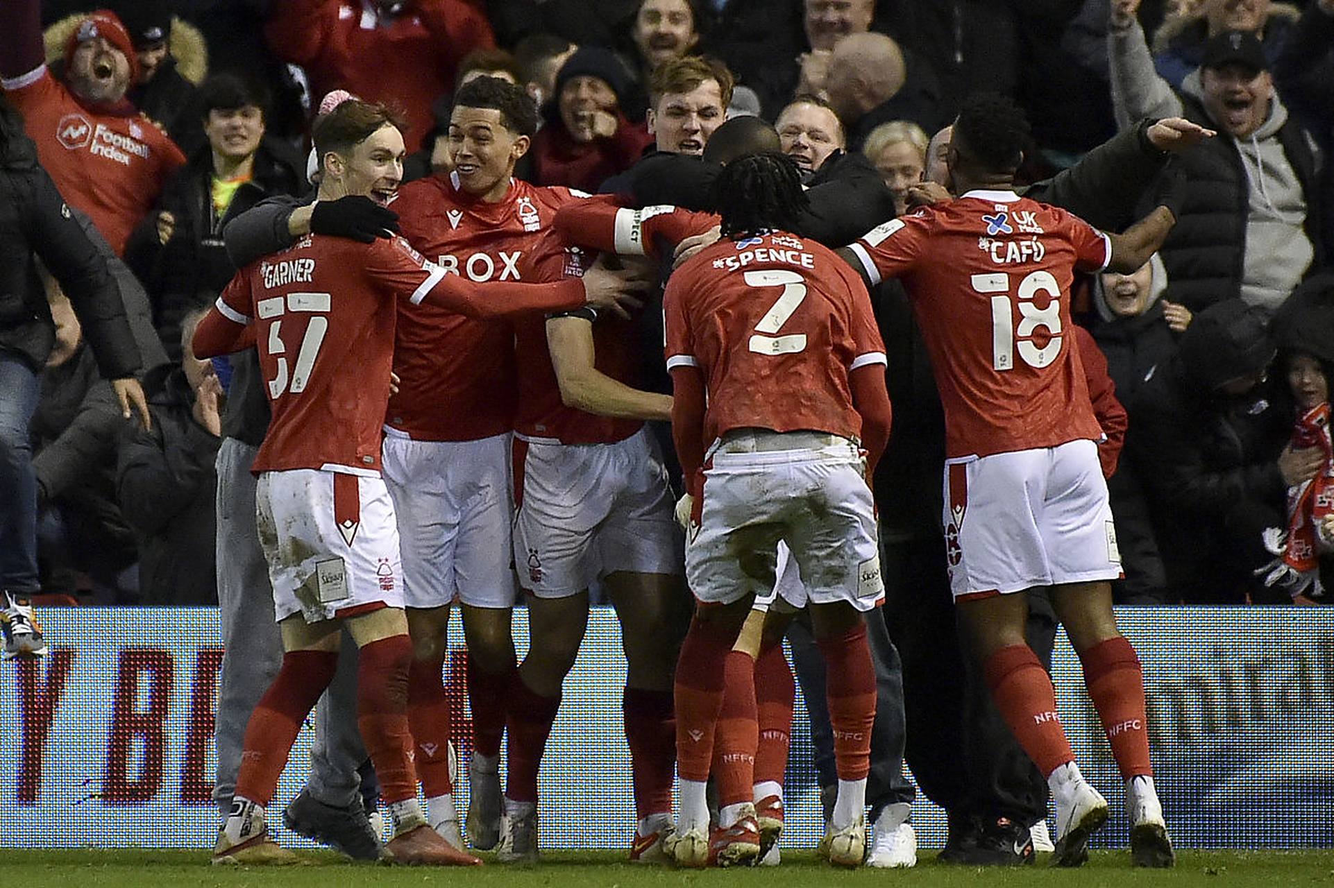 爱游戏app-狼队客场战平，积分榜位置保持稳定的简单介绍