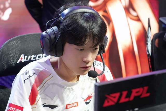 双方对决愈发激烈，胜负难以预料的简单介绍