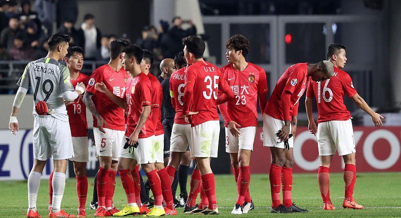 爱游戏登录-广州恒大遭遇连败，危险排名下滑的简单介绍