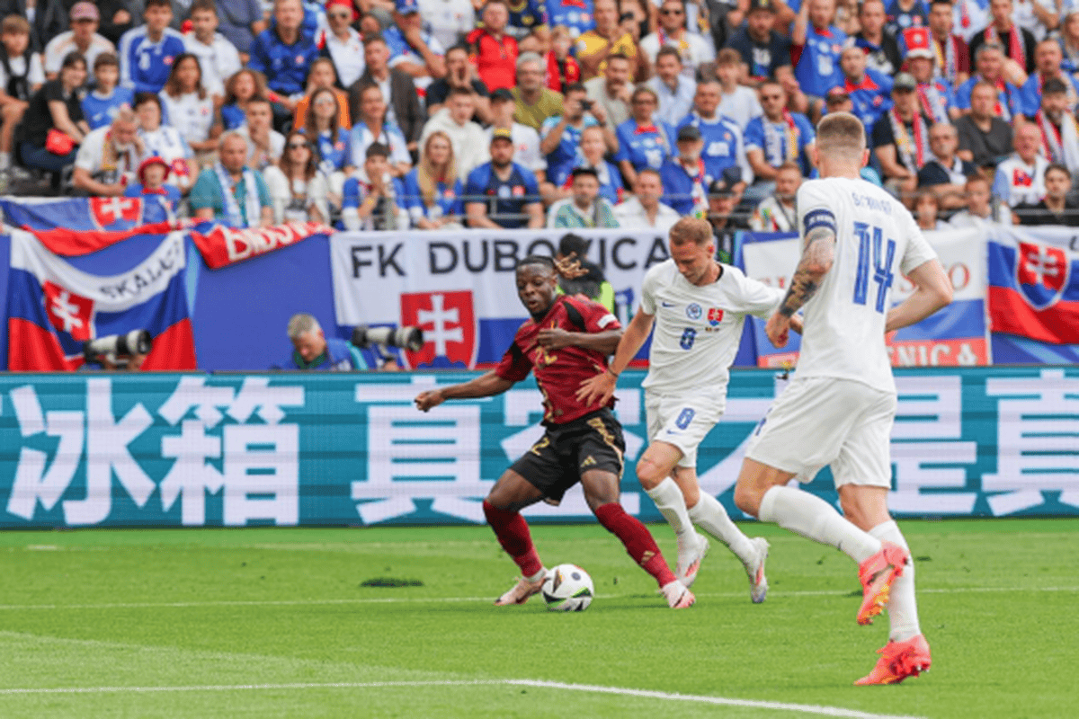 关于斯洛文尼亚队耀眼夺目，冲刺夺冠的信息