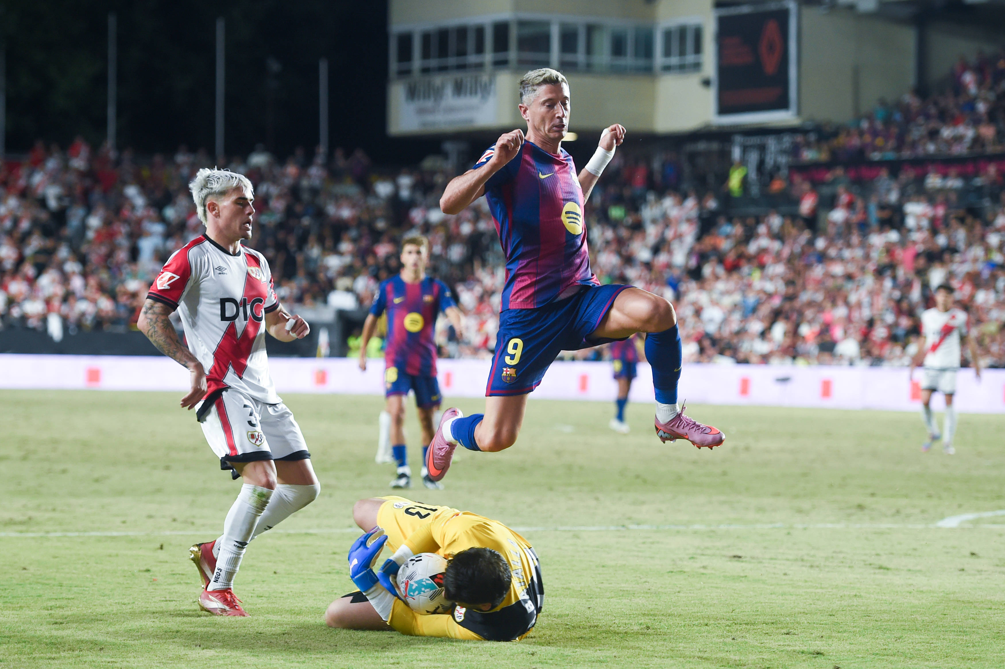 马洛卡战平巴列卡诺，比赛激烈