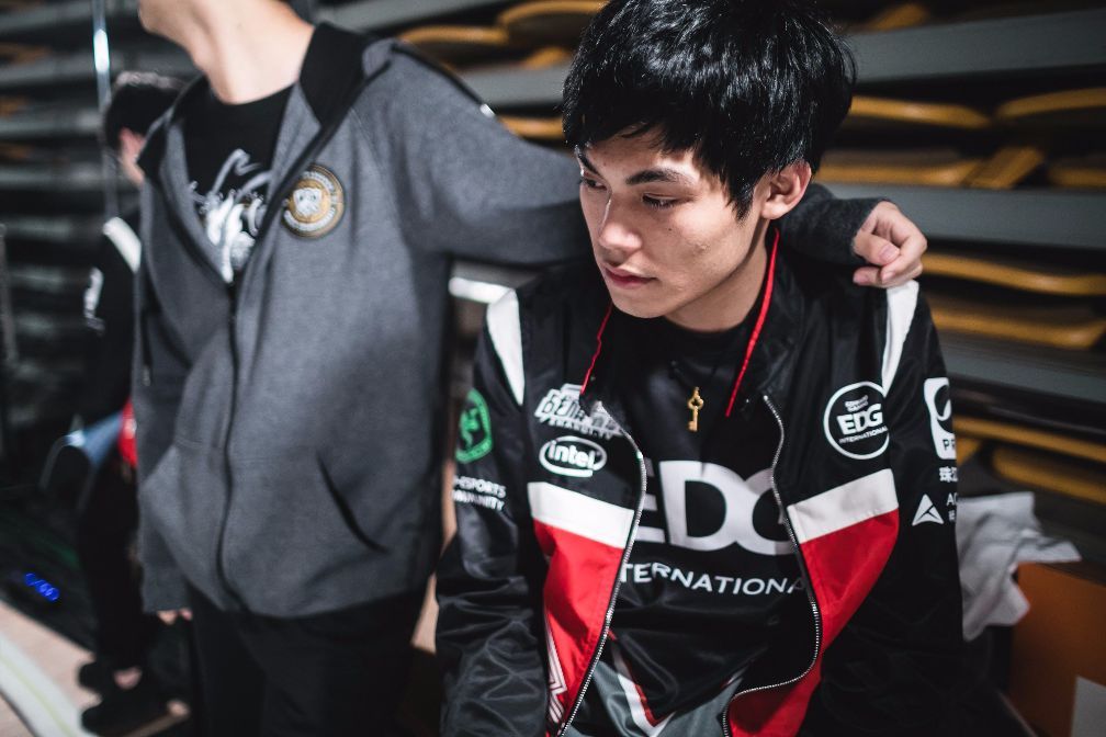 爱游戏中国官网-关于卡迪夫城逆转战胜对手，保级希望再起的信息