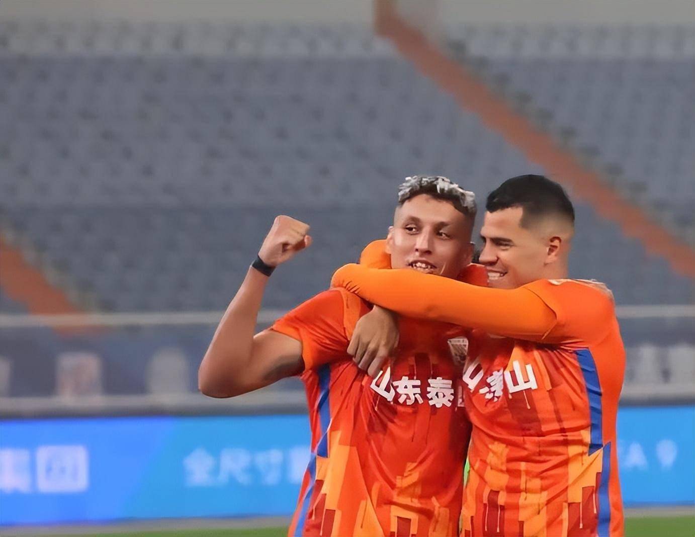 队员状态逐渐恢复战斗力回升